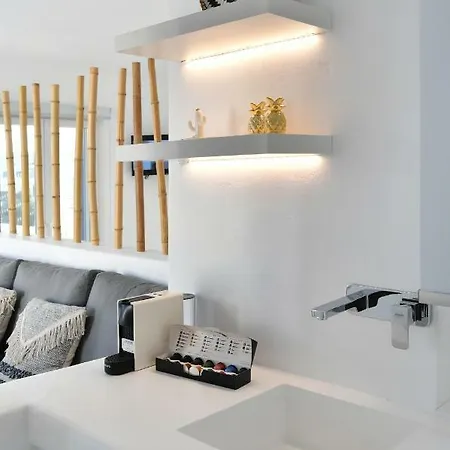 21 Luxury アパート