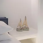 21 Luxury * Naousa