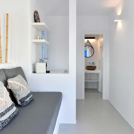 21 Luxury * Naoussa
