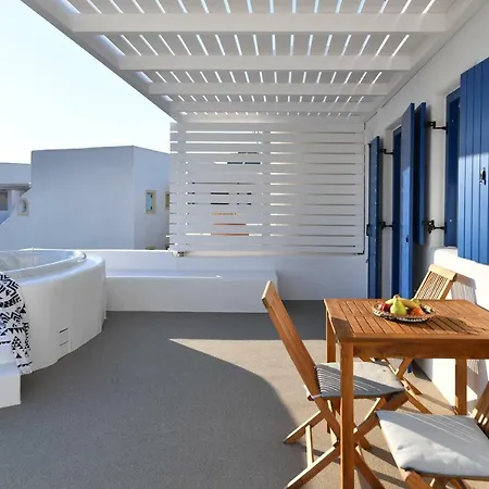 21 Luxury * Naoussa